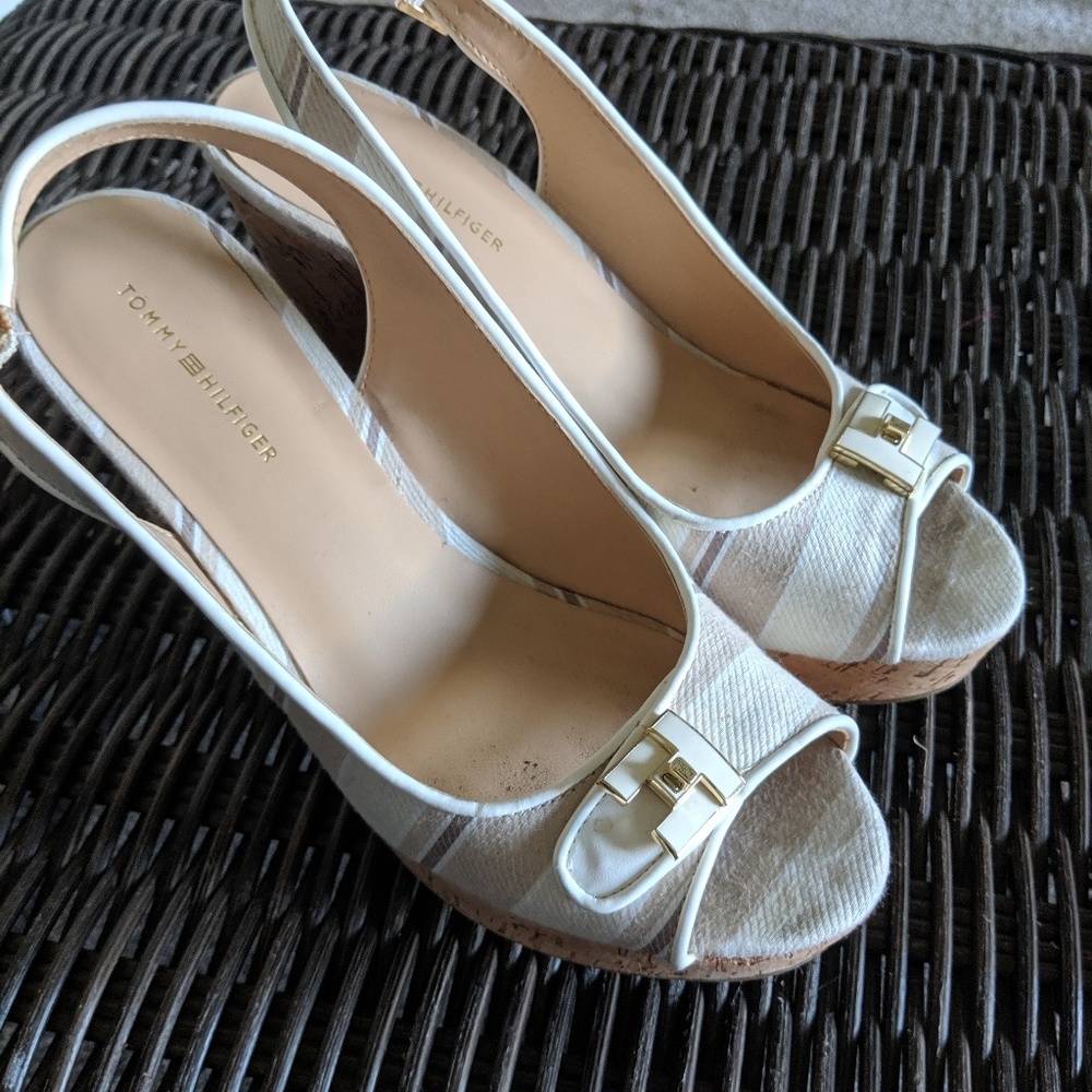 π₯π₯ Tommy Hilfiger Wedge Heel - Picture 2 of 9